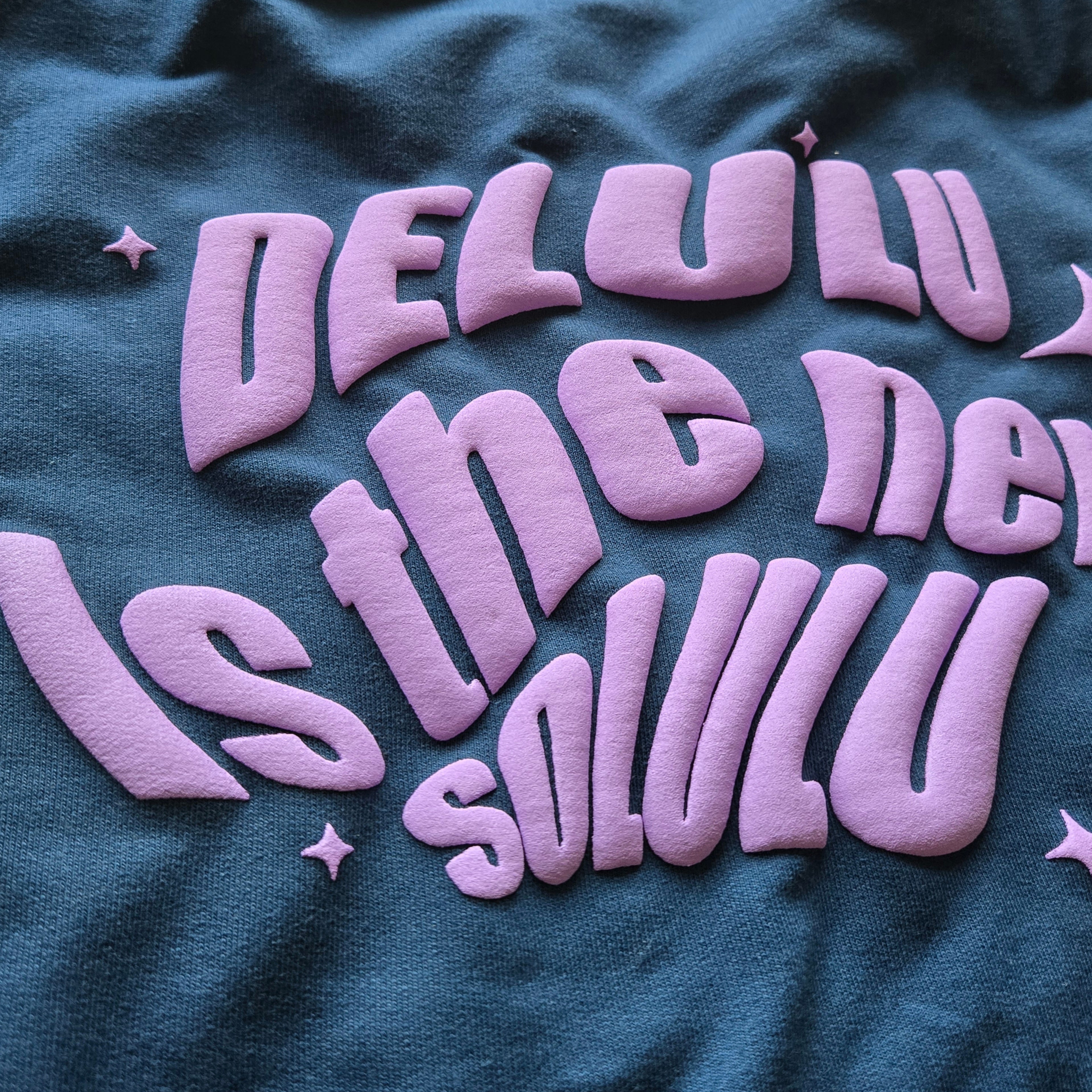 DELULU TEE